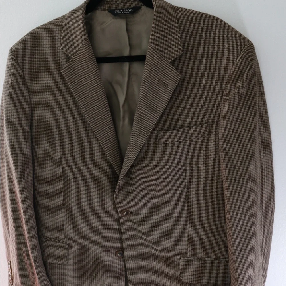 Jos A Bank Men Wool Sport Coat Blazer 2 Button Houndstooth Brown Tan Check 42S